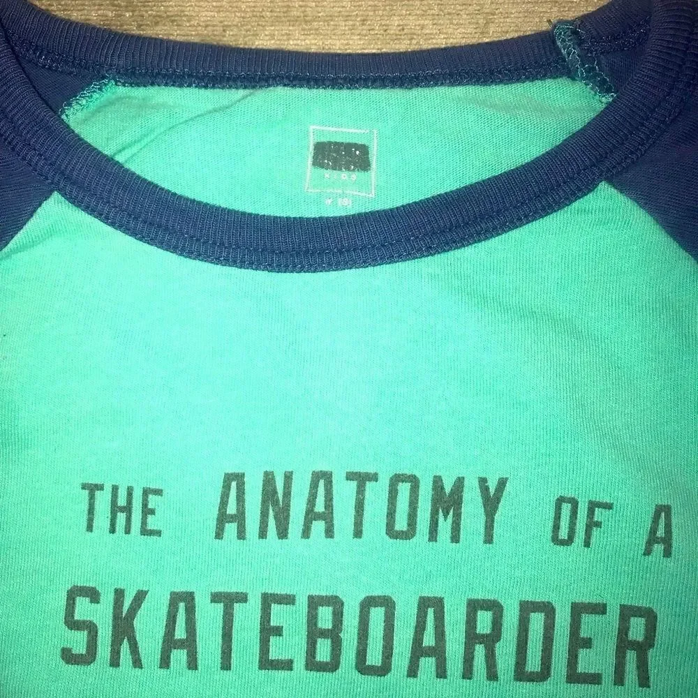GAP shirt brand